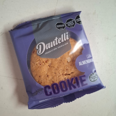 DA16 cookie con almendras 40 grs. DA16 cookie con almendras 40 grs.